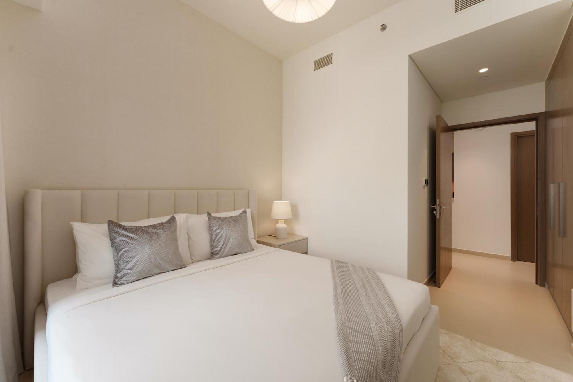 Daniels Fountain View 3br In Downtown Apartment Dubai